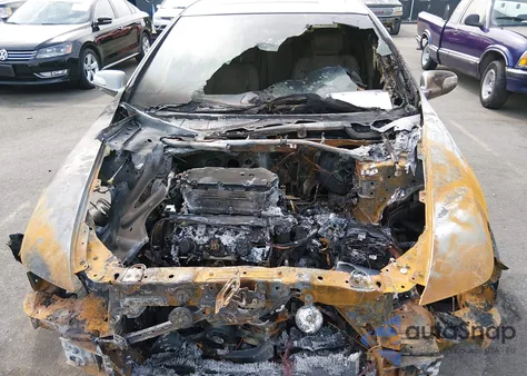 2010 Acura Rl 3.7 из США, поврежденный, VIN JH4KB2F63AC000373